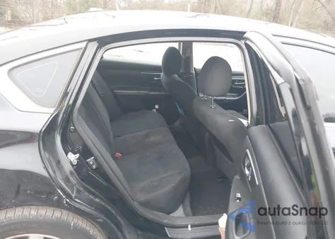 2015 Nissan Altima 2.5 Sv из США, поврежденный, VIN 1N4AL3AP7FC590705